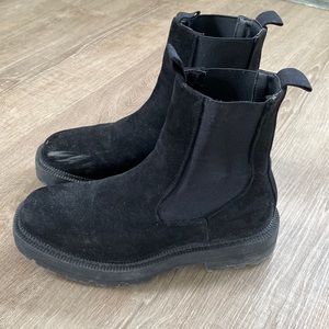 Sincerely Jules Chelsea boots